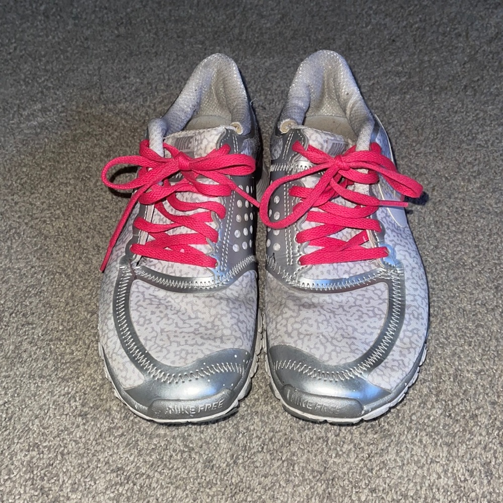 Nike free 5.0 size 7 🌟make an offer🌟